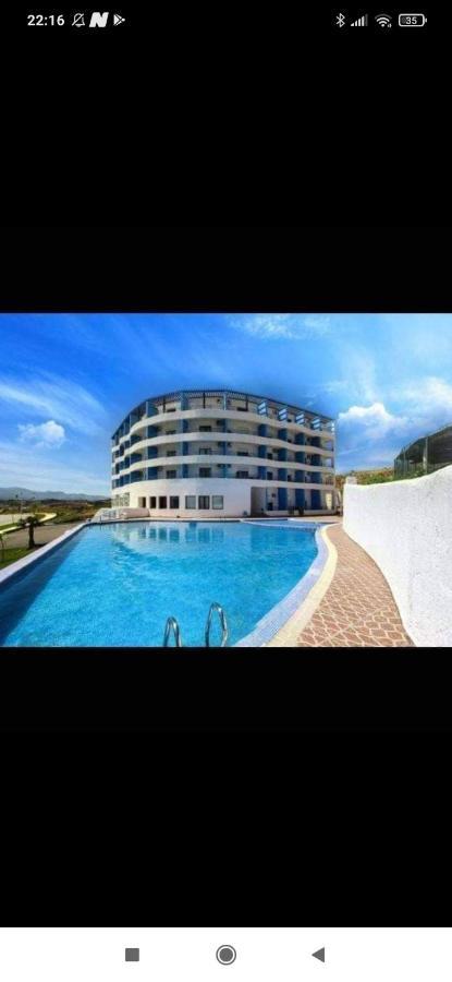 Studio Avec Piscine De Luxe Cabo Negro Exterior photo